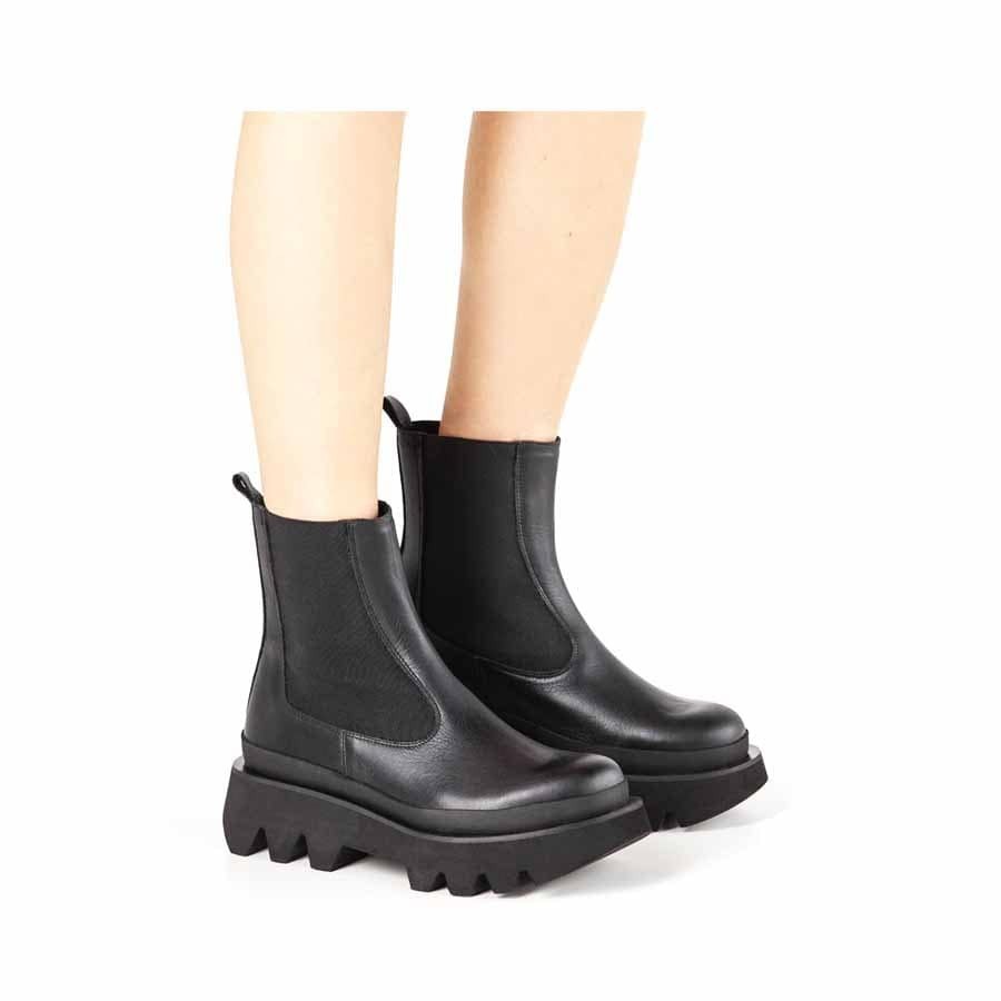 Paloma Barcelò stivaletto donna pelle Bianca napasoft Black