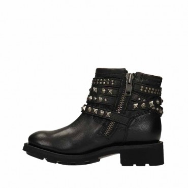 Stivaletto modello Ash con borchie - Beekween