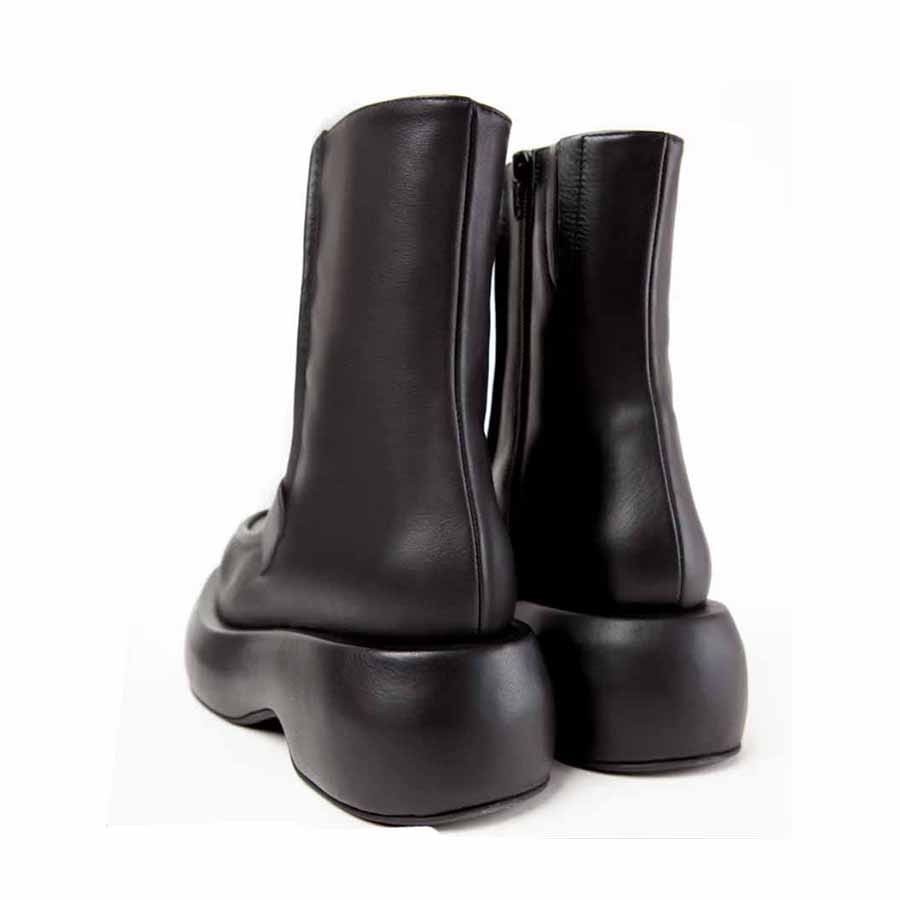 Paloma Barcelò black ankle boot Mika iris