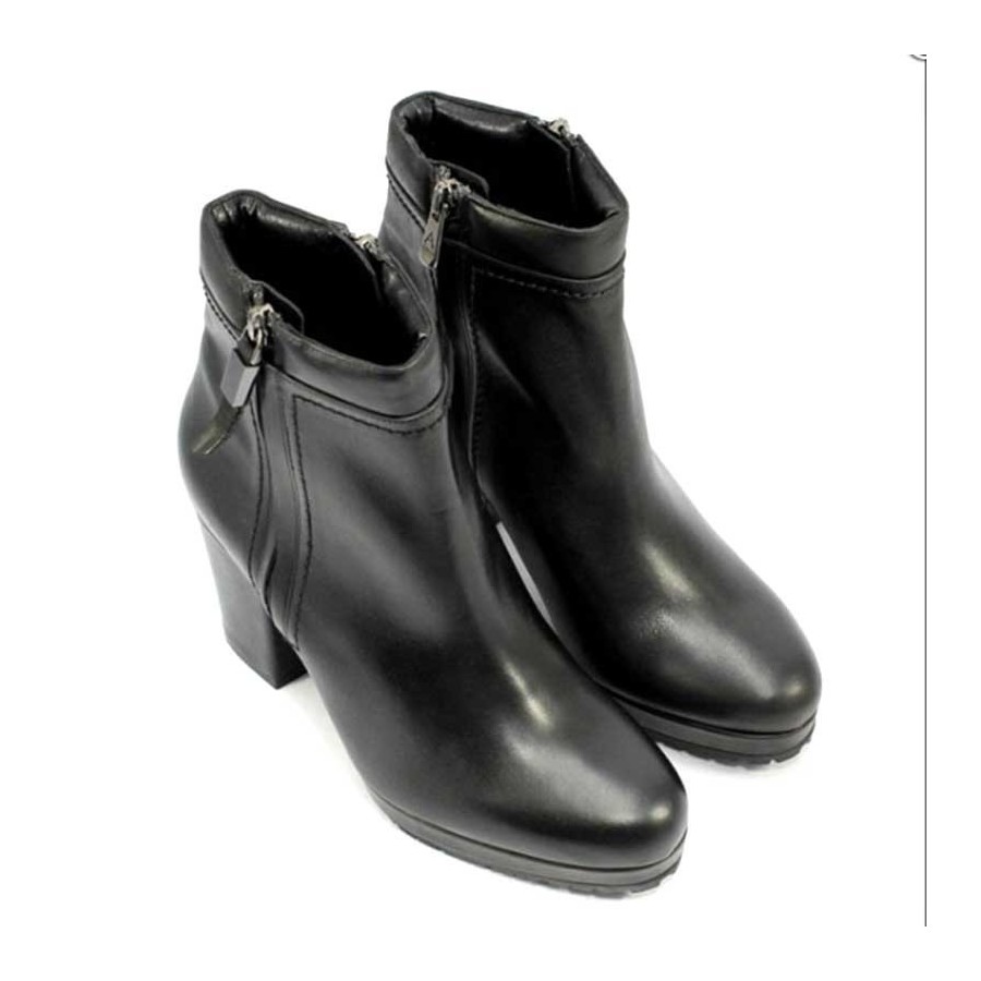 Albano 6100 Tronchetto in vitello nero con zip