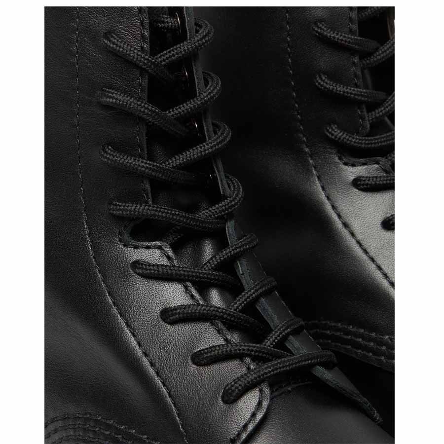 Dr.Martens 8Eye platform ankle boot Audrick Lux black