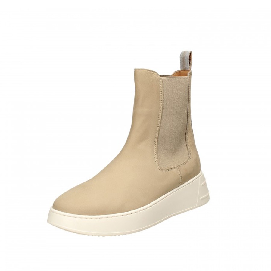 Stokton nubuck powder women's ankle boot