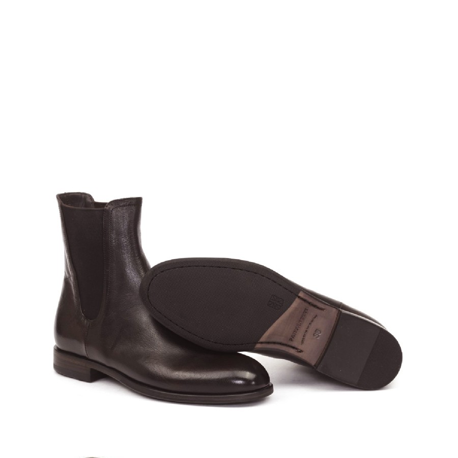 Pantanetti Women's Beatles  in brown leather
