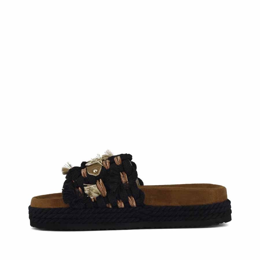 Mou sandalo Monoband rope sandal fringes black