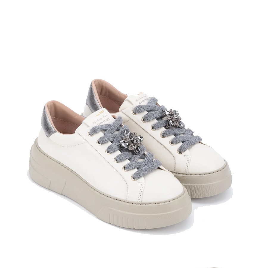 Stokton women's cream sneakers