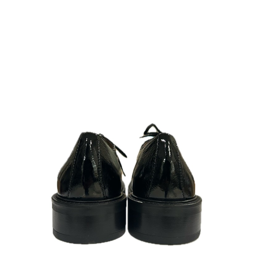 CALZAIUOLI TOSCANI Stringata Derby da donna in vernice nero
