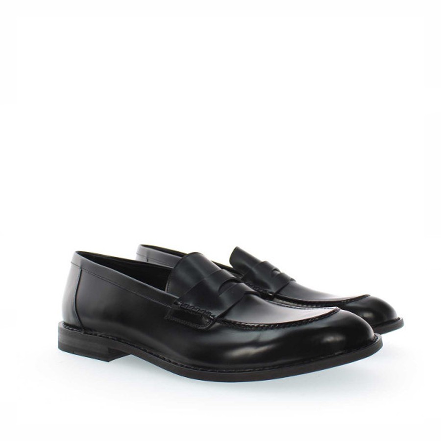 PANTANETTI men's moccasin in black delavè leather