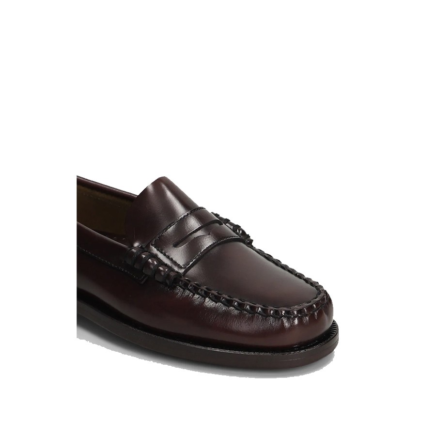 SEBAGO Womanen's Classic Dann moccasin in Bordeaux leather