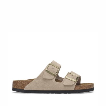 Birkenstock Arizona Women's Sandal in Suede Sandcastle