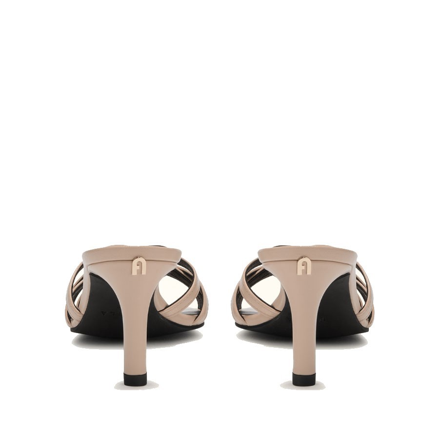 furla-essential-sandali-in-pelle