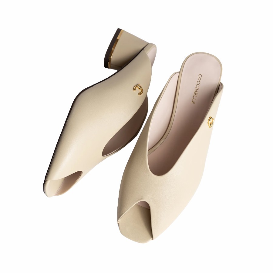 Coccinelle C-Everyday pearl sandal