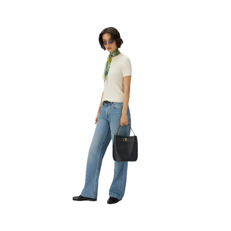 FURLA AMELIA M BUCKET BAG