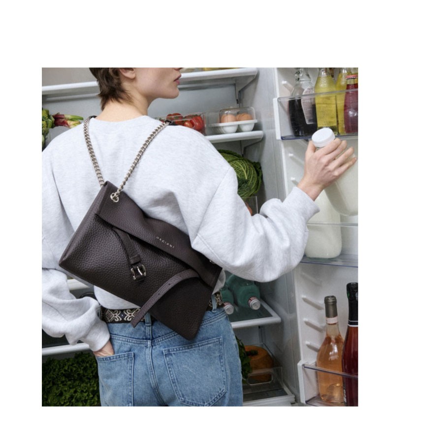 orciani-borsa-venus-soft-small-a-spalla-in-pelle-martellata