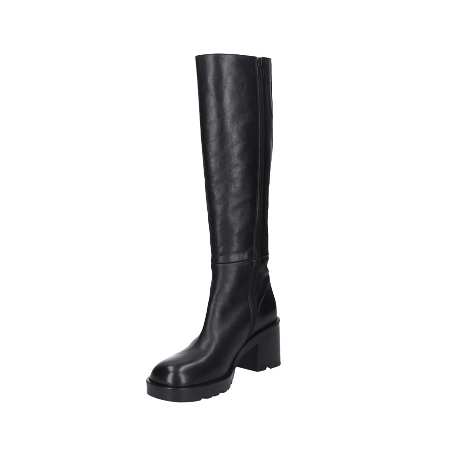 strategia-women-s-boots-lizzie-model-talcblack