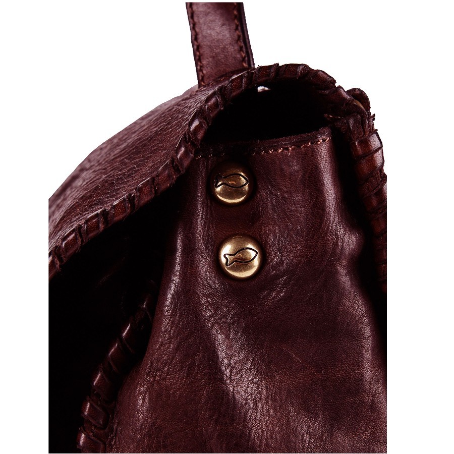 campomaggi-zelda-medium-briefcase-bag-in-cowhide-with-burgundy-threading